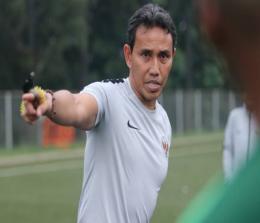 Mantan pemain Timnas Indonesia, Bima Sakti (foto/int) 